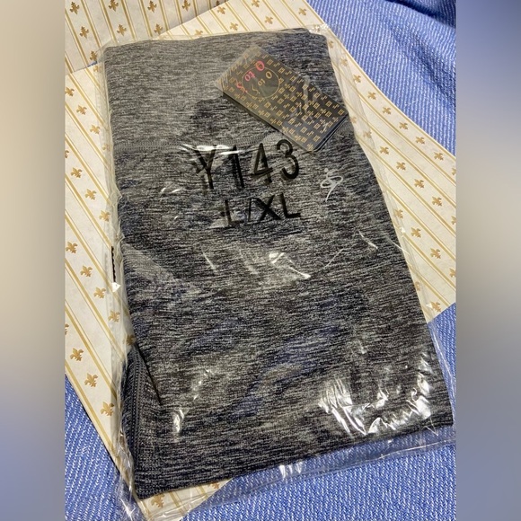 Ombré High-Waisted Stretch Leggings - Picture 3 of 5